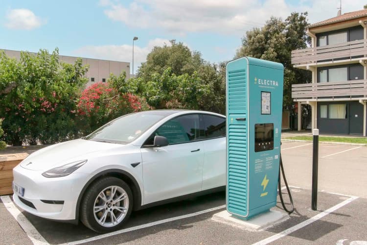 Kyriad Marseille - Vitrolles Aéroport