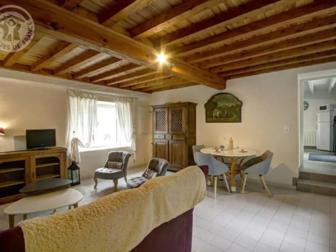 Gîte Belmont-de-la-Loire, 4 pièces, 5 personnes - FR-1-496-126