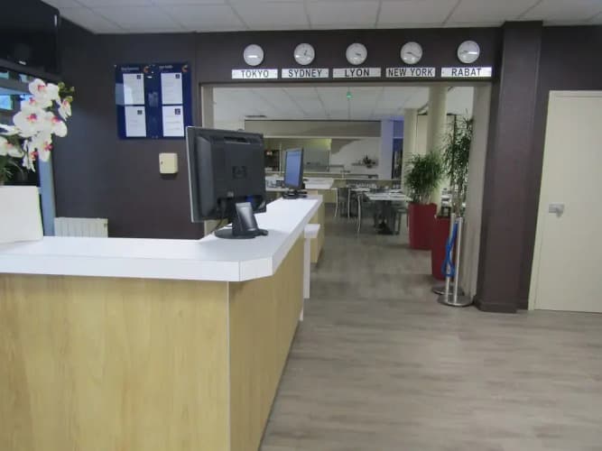 Comfort Hotel Aeroport Lyon St Exupery