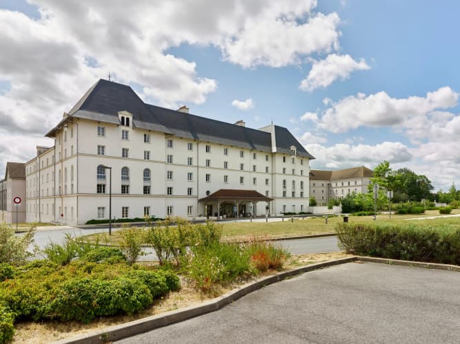 B&B Hotel pres de Disneyland Paris