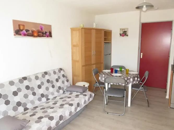 Appartement Sète, 2 Pièces, 4 Personnes - Fr-1-338-136