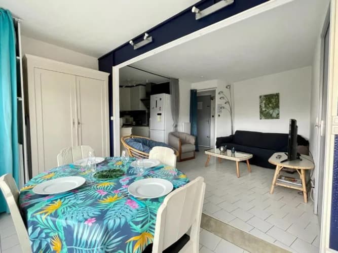 Appartement Sète, 2 pièces, 6 personnes - FR-1-338-60