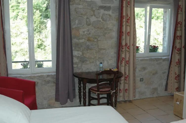 Les Capitelles