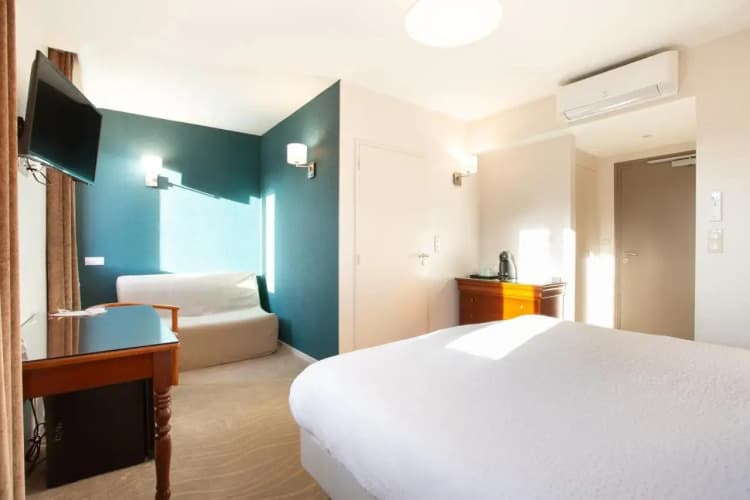 Logis Hotel Restaurant Du Pont