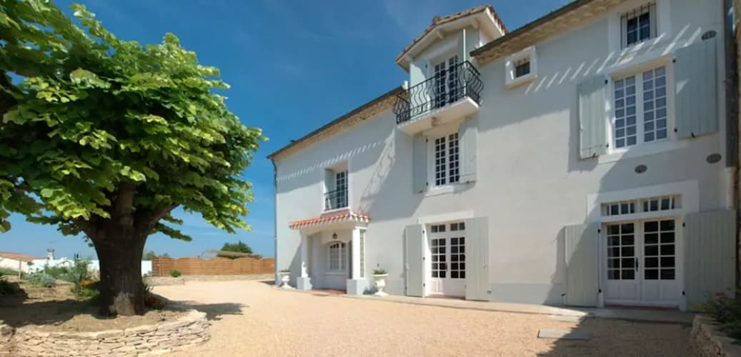 Villa With 3 Bedrooms in Ventenac-cabardès, With Wonderful Mountain View, Private Pool, Enclosed Garden