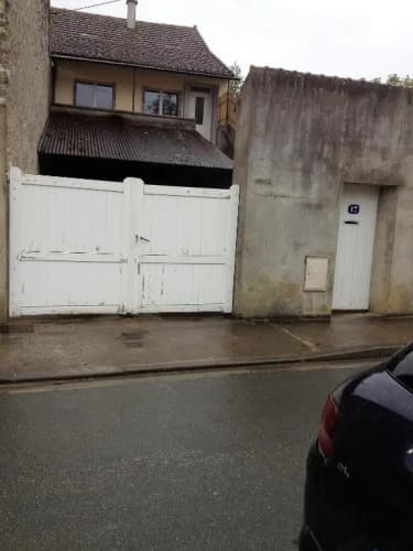 gîte 4 pièces,6 couchages,centre ville Sancoins wifi gratuite,lave linge, lave vaisselle