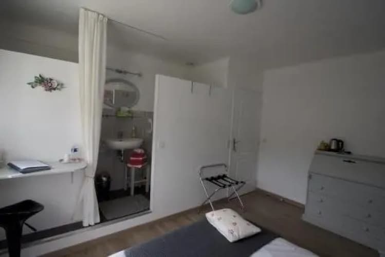 Au Jardin Saint Laurent