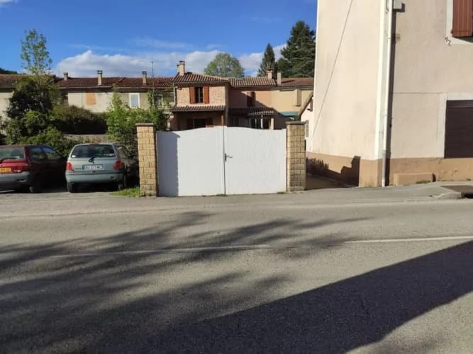 Studio Belles Prestations En Cevennes (Adults Only)