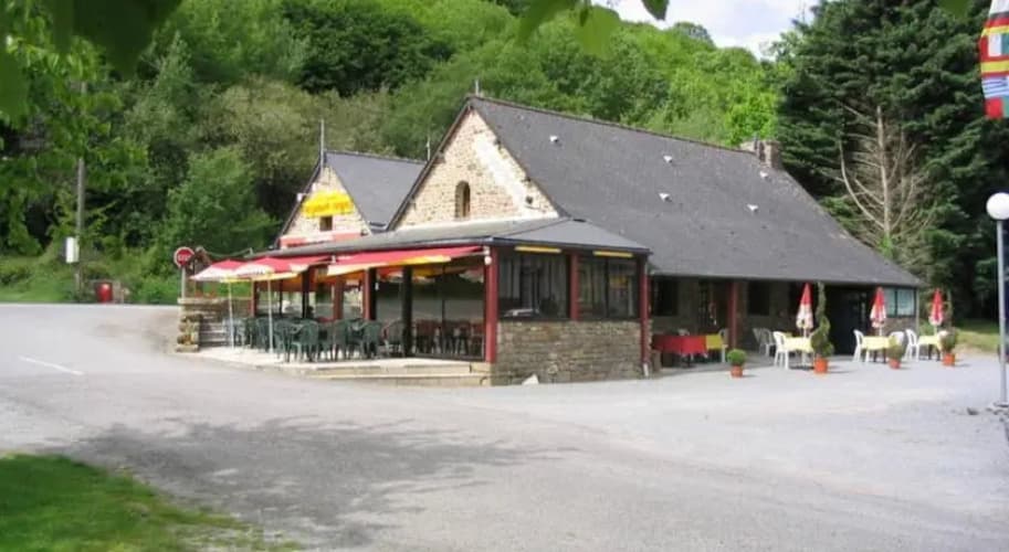 Les Couesnons