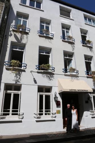 Hotel Moderna