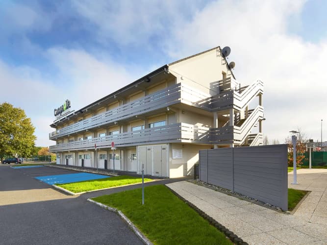 Campanile Chambray Les Tours