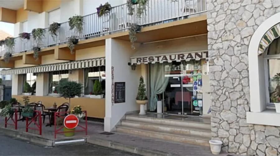 Chez l'ahumat