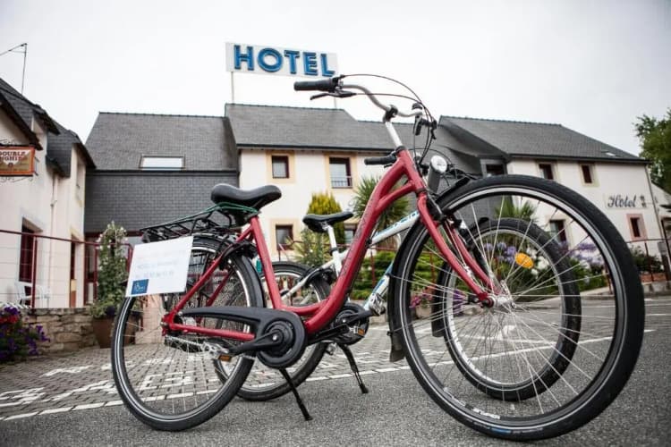 Brit Hotel Le Branhoc