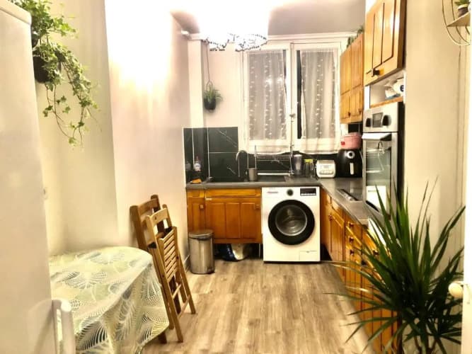 Private room 20 minutes from Eiffel Tower